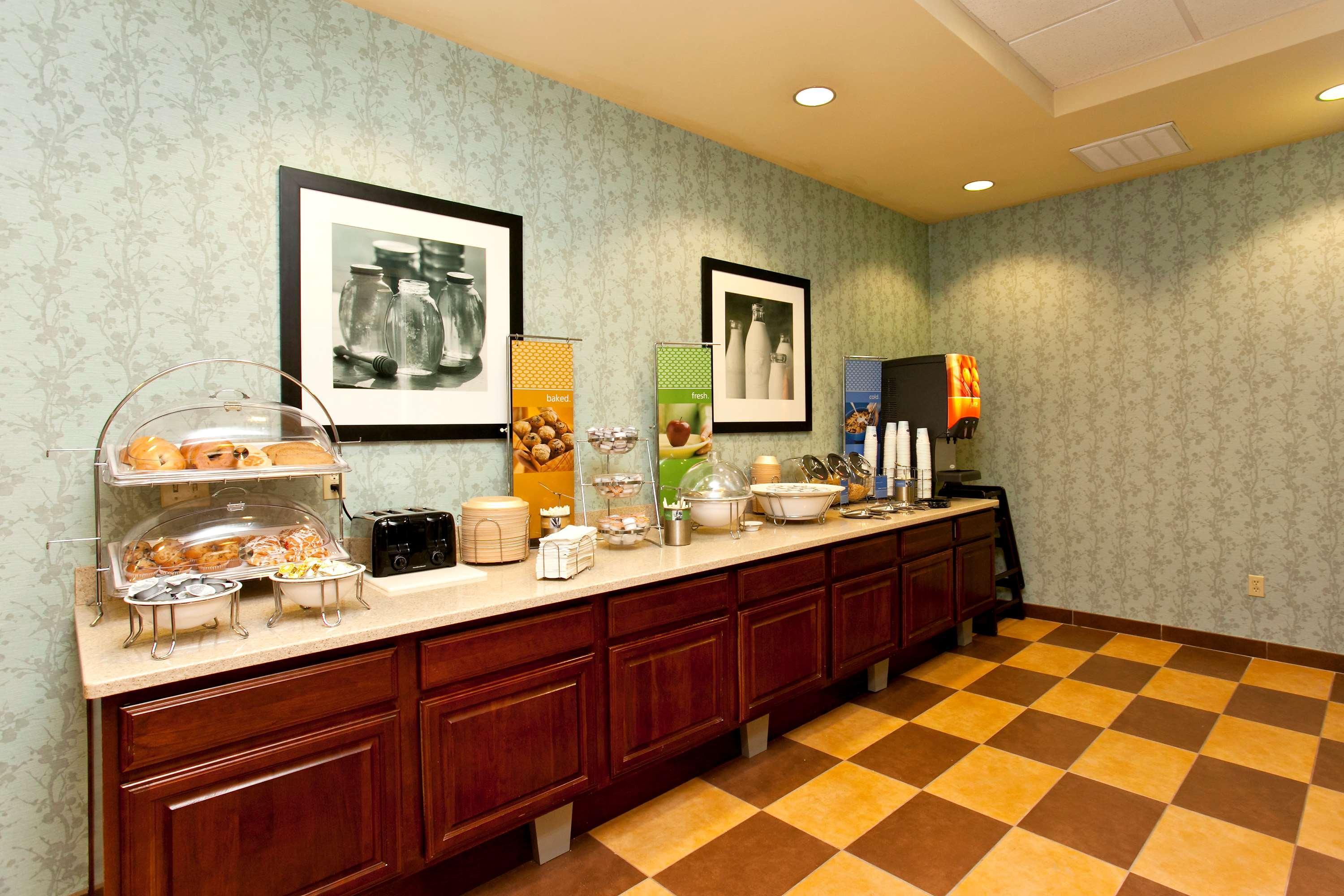 Hampton Inn Inwood Exteriör bild