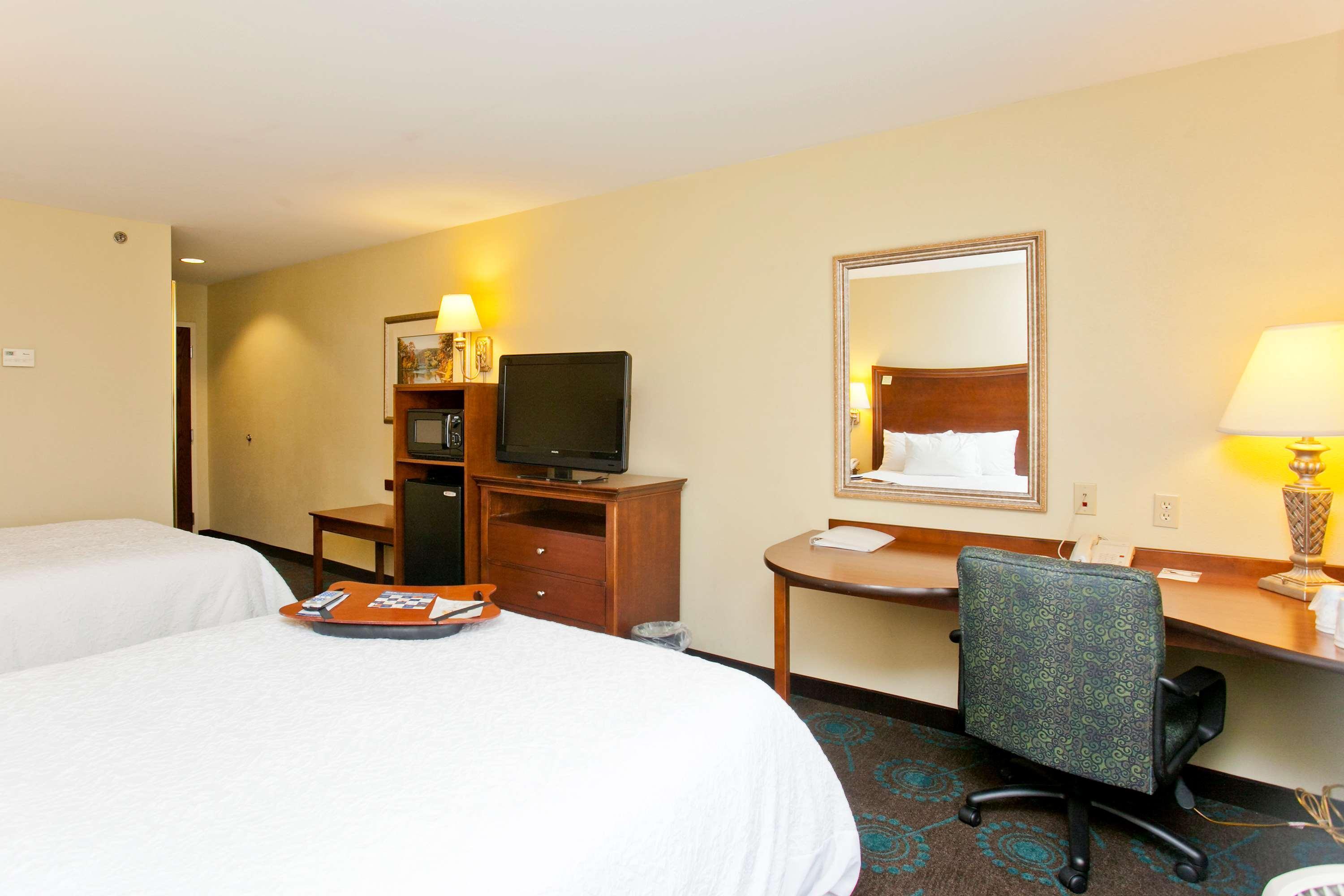 Hampton Inn Inwood Exteriör bild