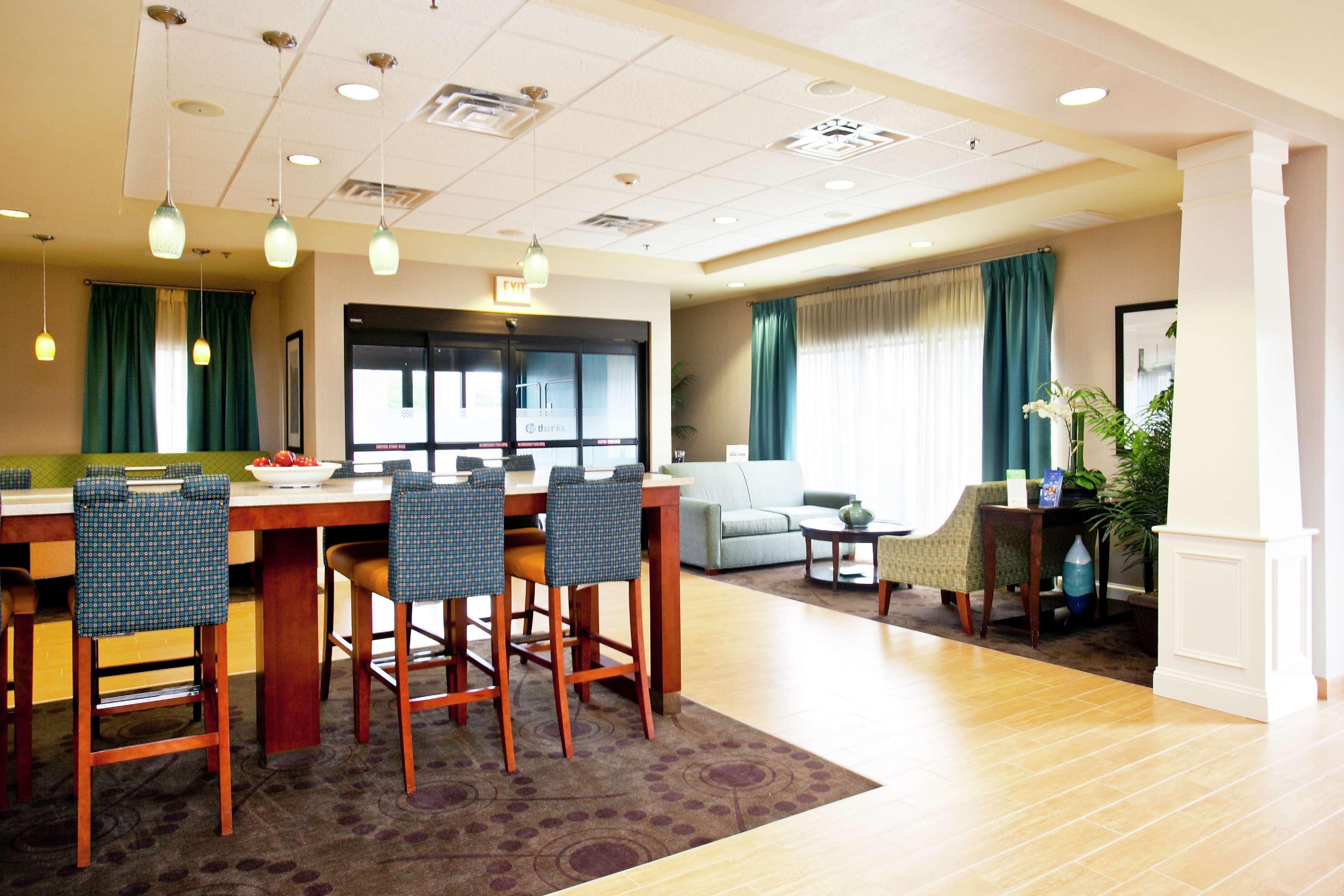 Hampton Inn Inwood Exteriör bild