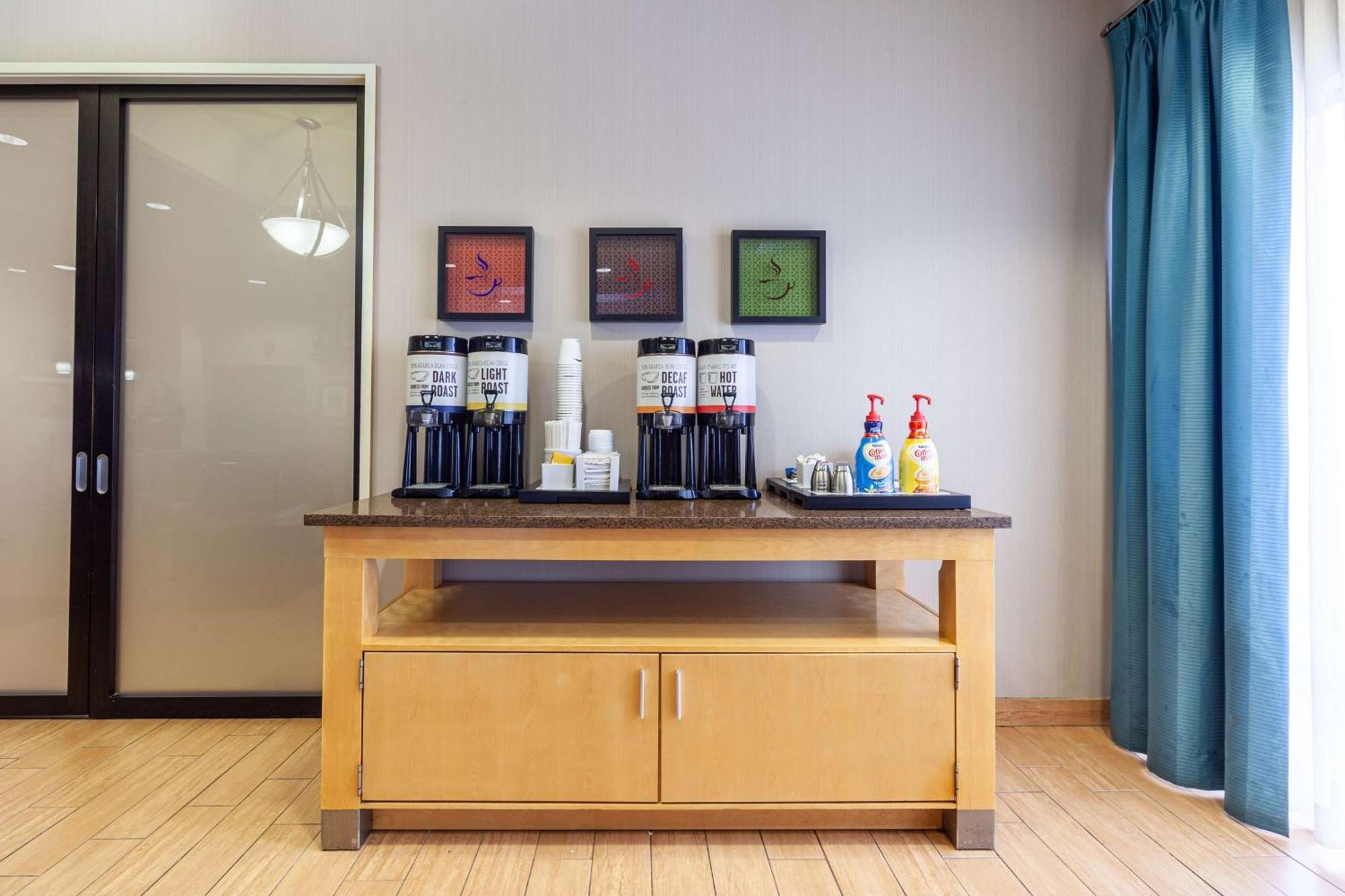 Hampton Inn Inwood Exteriör bild