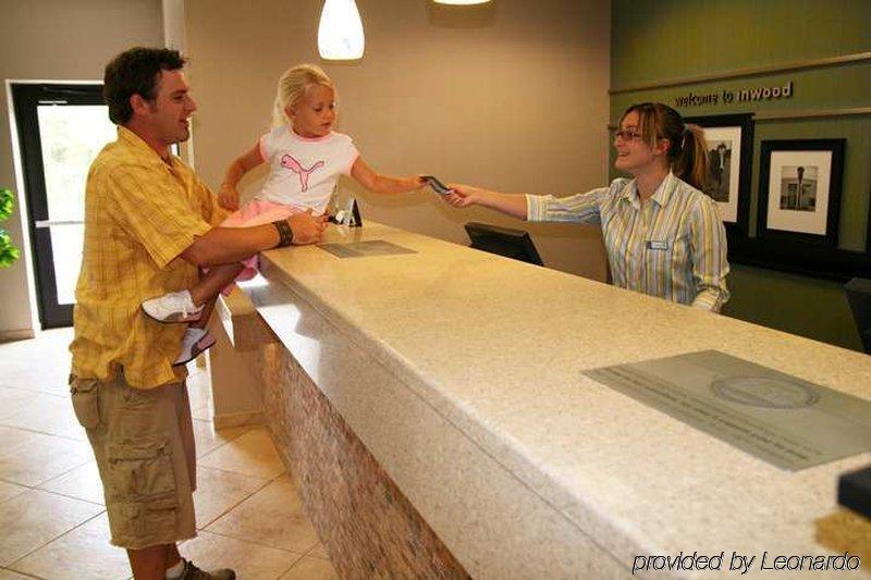 Hampton Inn Inwood Inreriör bild