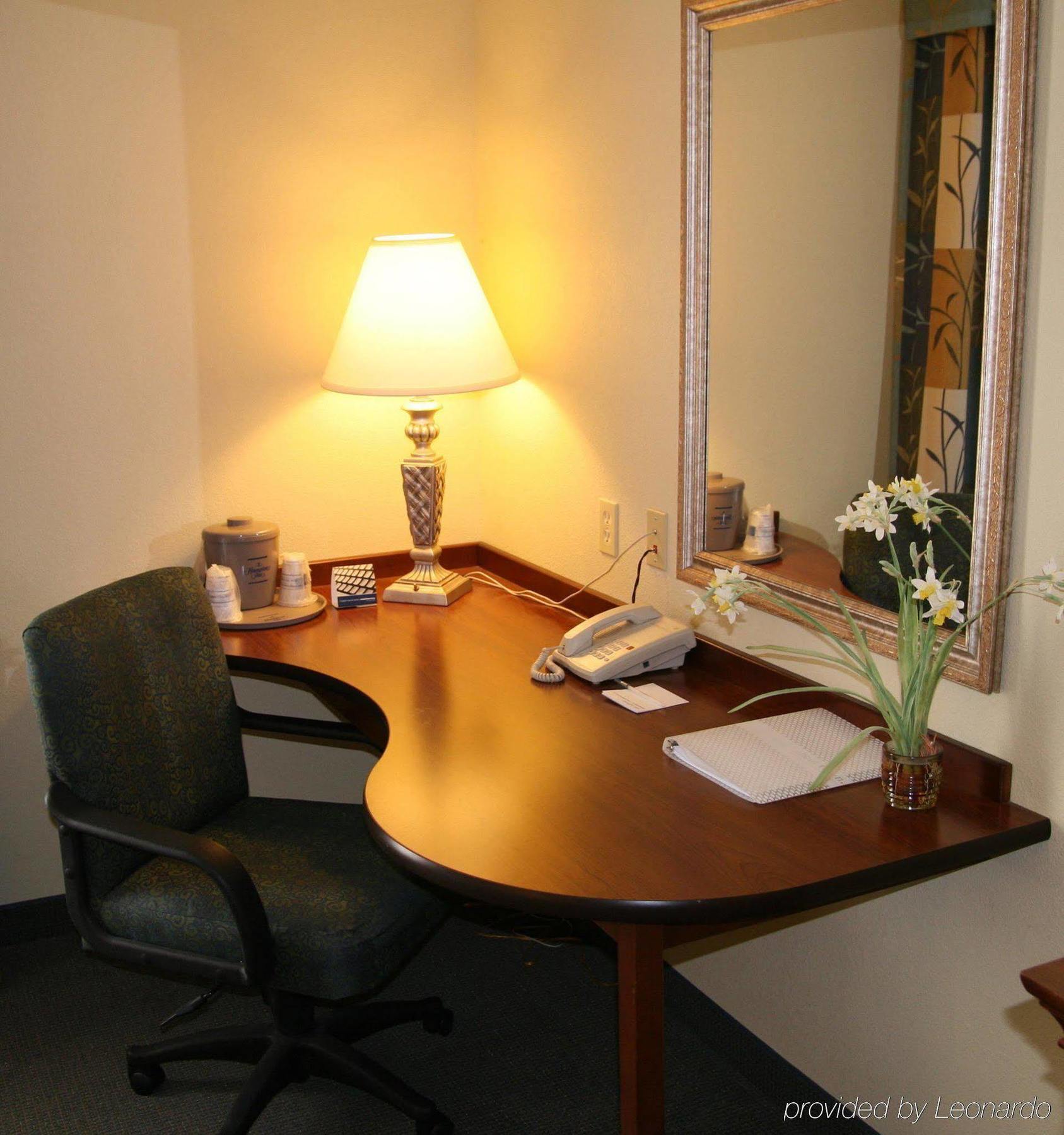 Hampton Inn Inwood Rum bild