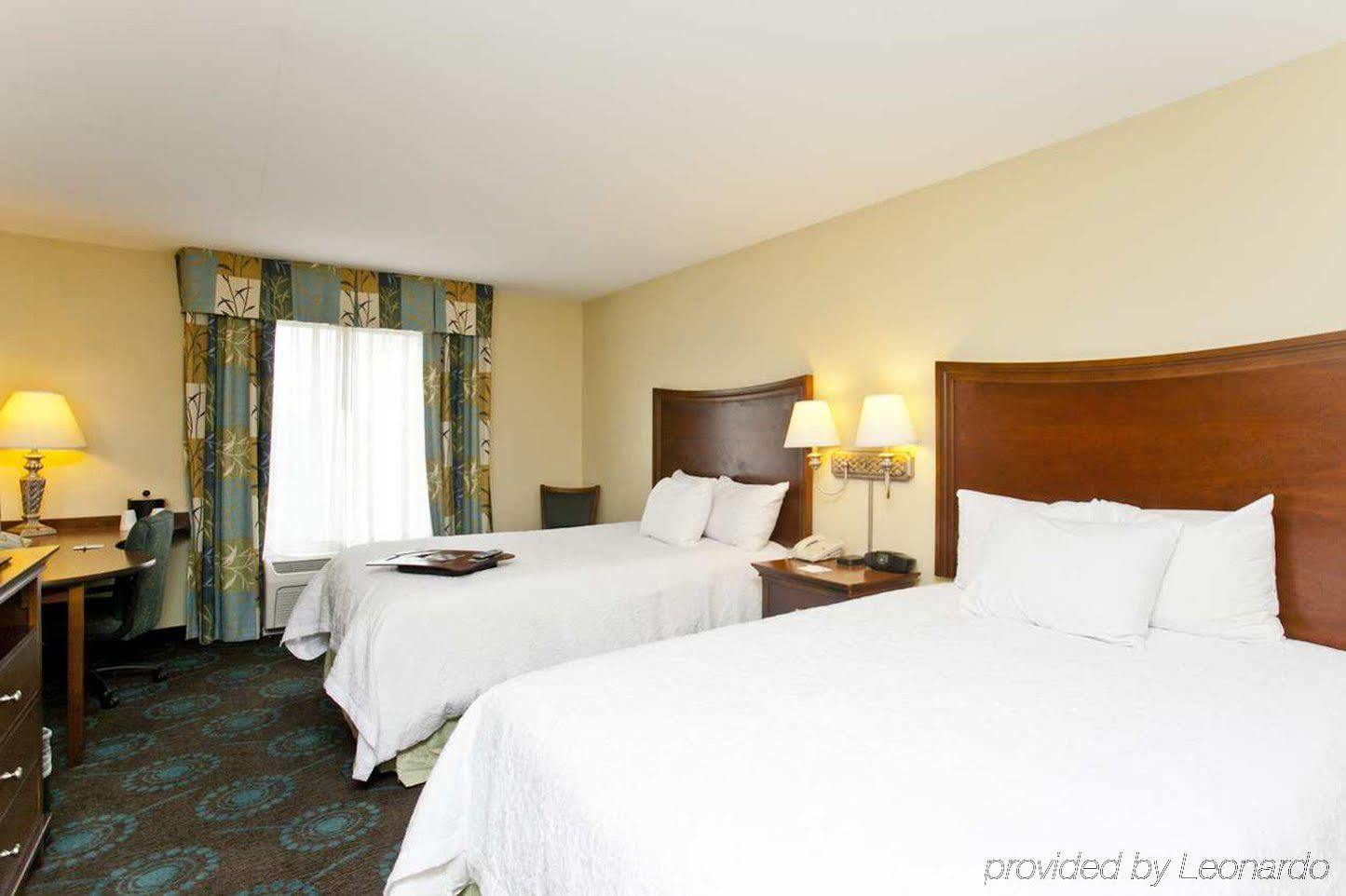 Hampton Inn Inwood Exteriör bild