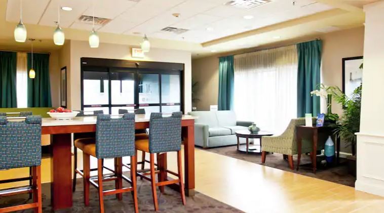 Hampton Inn Inwood Exteriör bild